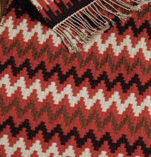 Learn how to weave this handwoven Scandinavian rug in this free ebook.