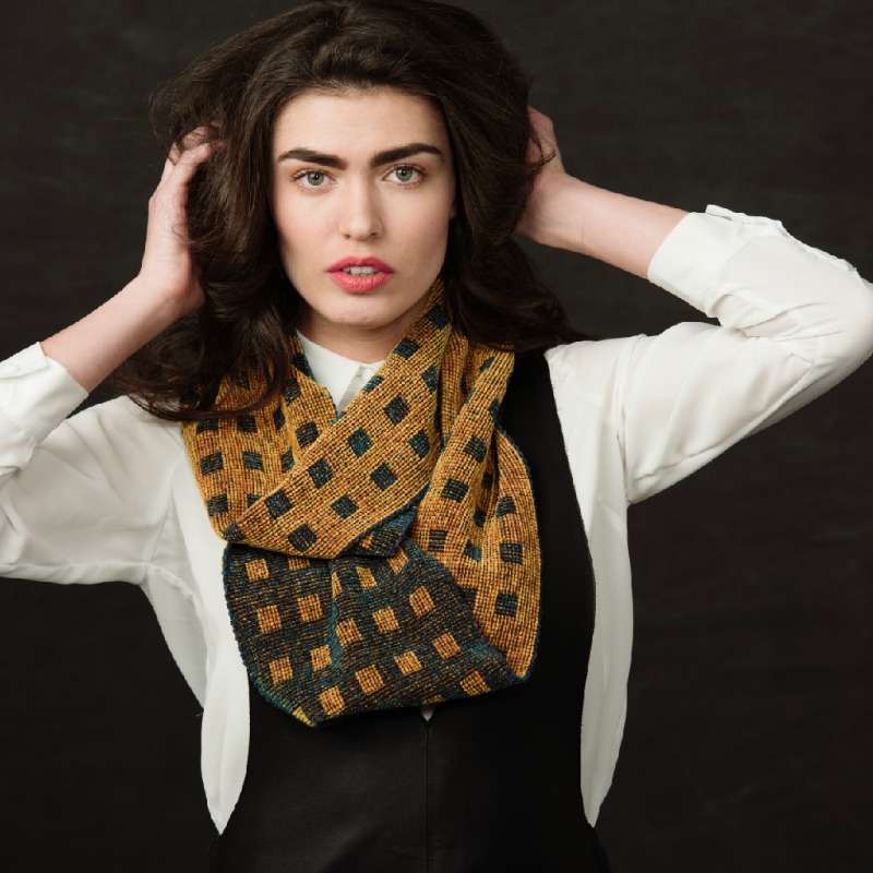 four-shaft scarf collection